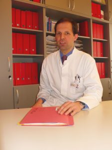 Prof. Dr. med. Martin Aringer, Leiter des Bereichs Rheumatologie der Medizinischen Klinik und Poliklinik III des Uniklinikums Dresden. Foto: © Uniklinkum Dresden
