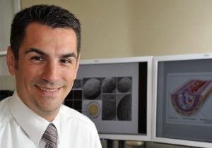 Prof. Dr. Stefan Lorkowski von der Friedrich-Schiller-Universität Jena ist Sprecher des Kompetenzsclusters "nutriCARD". Foto: Anne Günther/FSU