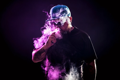 Wie Vitamin-E-Acetat beim Vaping zu Lungenschden fhren knnte - Biermann  Medizin