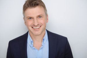 Professor Matthias Laudes ist Vorstandsmitglied des Exzellenzclusters PMI, Inhaber des Schleswig-Holstein Excellence-Lehrstuhls für Endokrinologie, Diabetologie und klinische Ernährungsmedizin an der CAU und Leiter des gleichnamigen Bereichs der Klinik für Innere Medizin I des UKSH, Campus Kiel. Foto: © Soulpicture, UKSH.