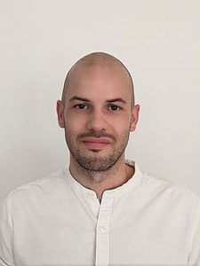 Dr. Daniel Fleischmann wurde für seine Entwicklung von Strategien zur Behandlung der diabetischen Nephropathie mit dem Carl-Wilhelm-Scheele Preis ausgezeichnet. Foto: Universität Regensburg