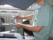 Offene versus roboterassistierte Prostatektomie: Roboter erzielt funktionelle Vorteile