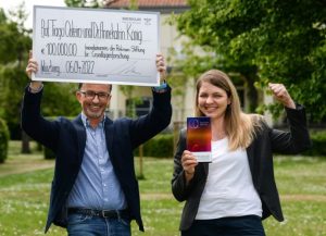 (v.l.) Prof. Dr. Tiago Outeiro und Dr. Annekatrin König, Abteilung für Experimentelle Neurodegeneration der UMG. Foto: umg/spförtner