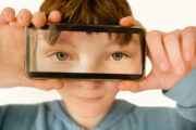 KI-Modell: Früherkennung von Augenkrankheiten bei Kindern anhand von Handyfotos