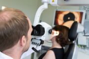 Neue Therapie bei Hörsturz – UKR sucht Studienteilnehmer