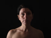 Hautfeuchtigkeit: Welche visuellen Faktoren unser Urteil prägen