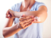 Atopische Dermatitis: Was Betroffene beim Absetzen von Cortison berichten