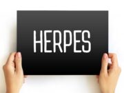 Herpes-simplex-Virus: Virale Kinaseaktivität kontrolliert akute und latente Infektion