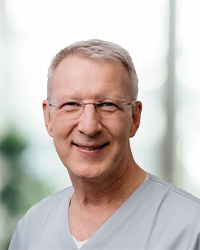 Portrait_Prof. Dirschka_200x250px