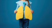 Eosinophiles Asthma beim Kind: Studie zeigt Bedarf für individuelles Vorgehen auf