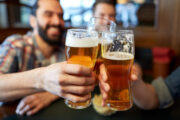 Ein Drittel der Deutschen konsumiert Alkohol in gesundheitlich bedenklicher Menge
