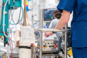 Mechanische Kreislaufunterstützung: Besseres Überleben in Kliniken mit hohen Fallzahlen