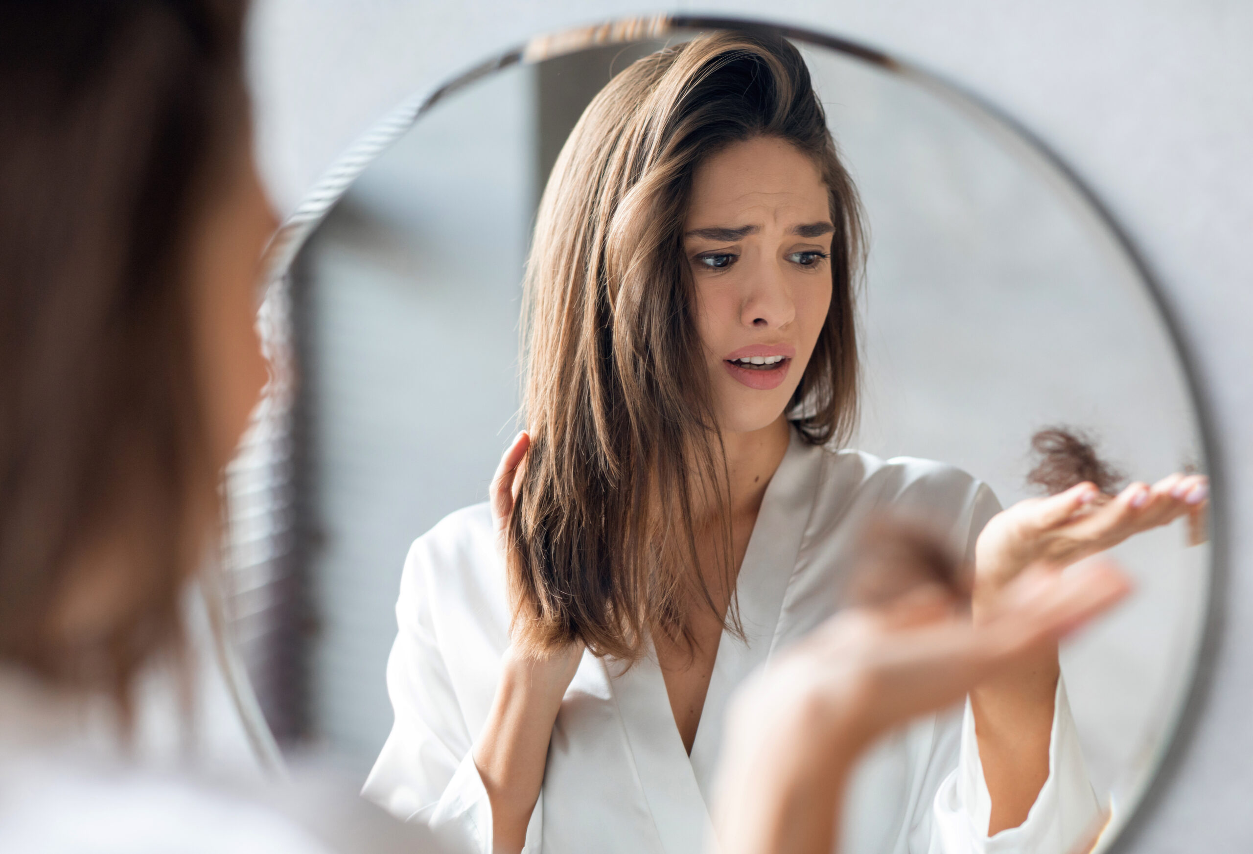シャンプーのようなゲルは、化学療法の下で髪を維持することに貢献する可能性があります