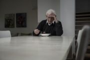 Schlecht ernährt und einsam: Risikofaktoren für chronische postoperative Schmerzen