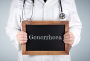 Arzneimittelresistente Gonorrhö-Infektion: Behandlung mittels oraler Einzeldosis möglich
