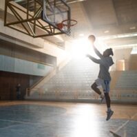 Man playing basketball