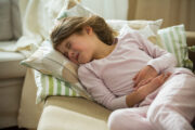 Intensive Schmerztherapie bei Kindern: Neue Leitlinie soll Behandlungsqualität sicherstellen