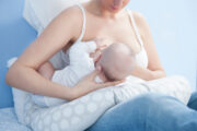Gestillte Babys schlafen besser