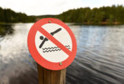 Badeunfall: Kein Sprung in flaches Wasser